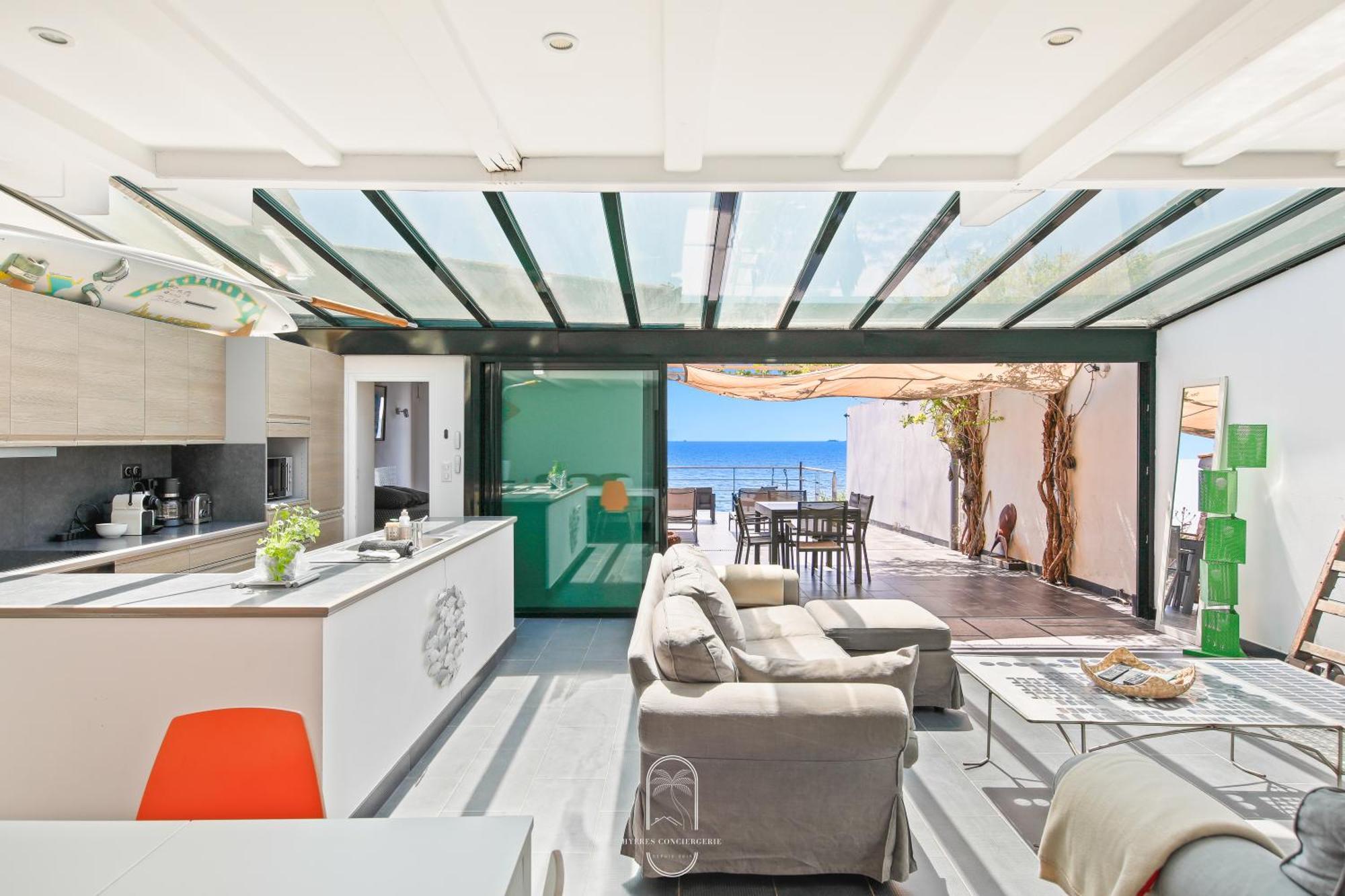 Maison Sur L'Eau-Hyeres-Almanarre-Parkings Clim Wifi By Hc Exterior foto