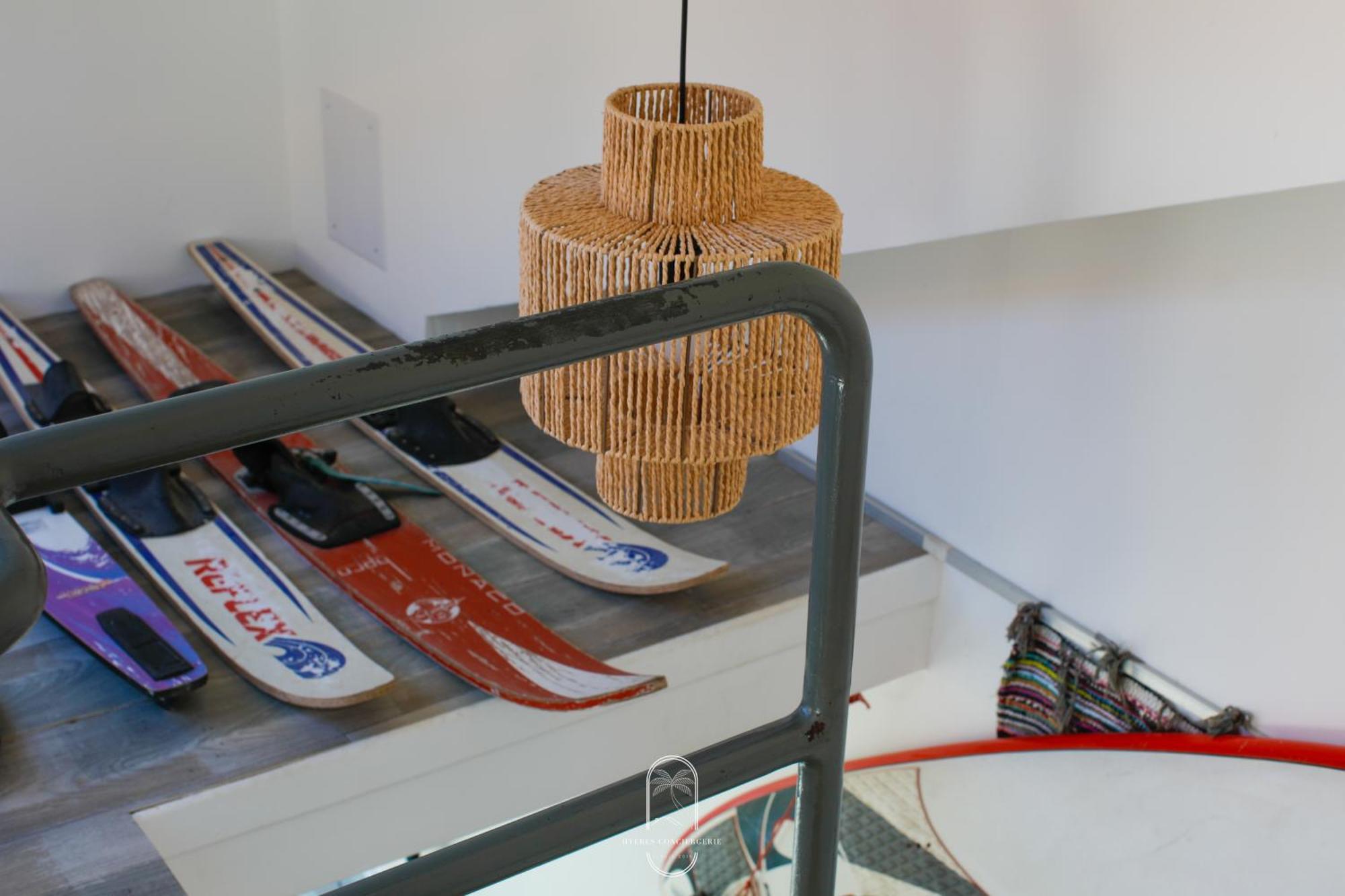 Maison Sur L'Eau-Hyeres-Almanarre-Parkings Clim Wifi By Hc Exterior foto